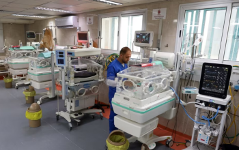 Israel Menyatakan siap evakuasi Bayi Bayi Dirumah sakit utama Gaza